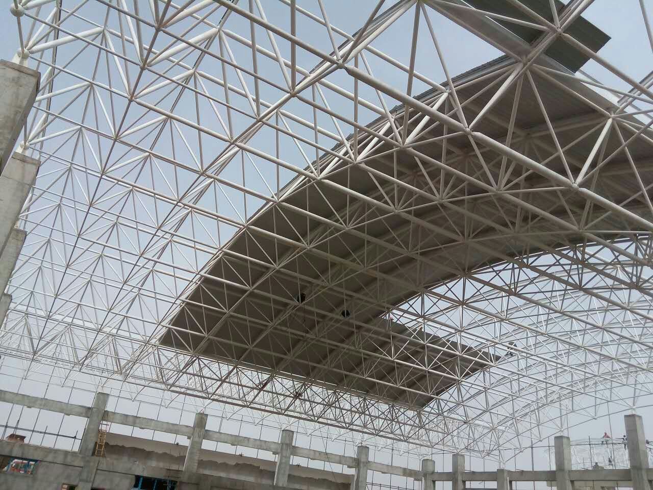 津南青岛一汽网架

